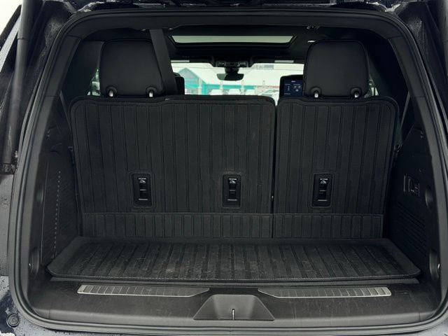 2021 GMC YUKON - Image 9