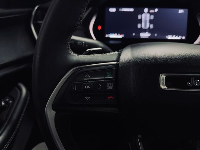 2023 JEEP GRAND CHEROKEE - Image 25