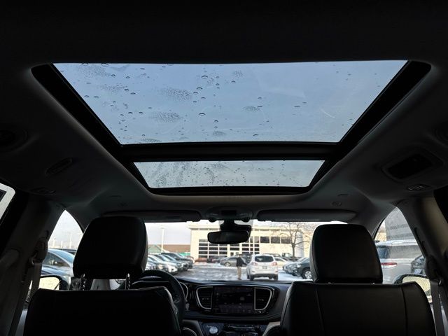 2023 CHRYSLER PACIFICA - Image 22