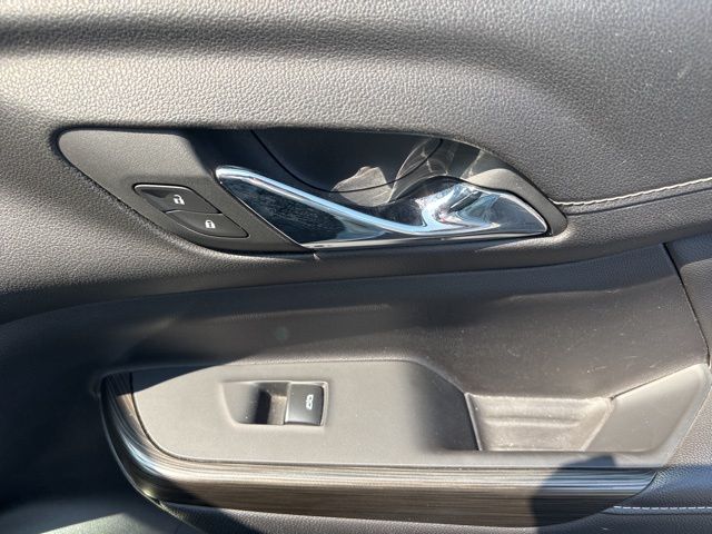 2023 GMC ACADIA - Image 14