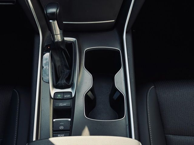 2022 HONDA ACCORD - Image 27