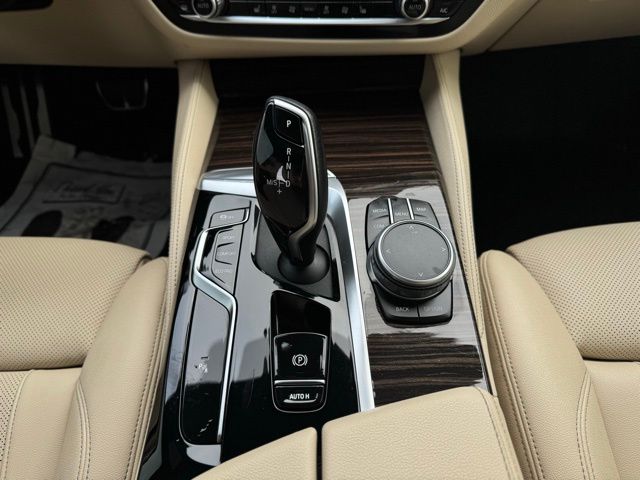 2021 BMW 540I - Image 31