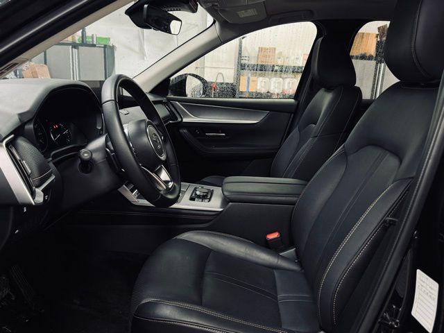 2025 MAZDA CX-90 - Image 17