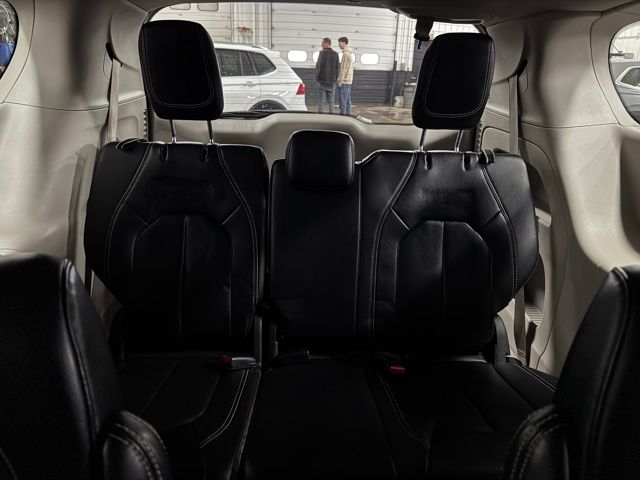 2022 CHRYSLER PACIFICA - Image 21
