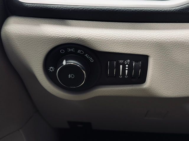 2024 CHRYSLER PACIFICA - Image 34