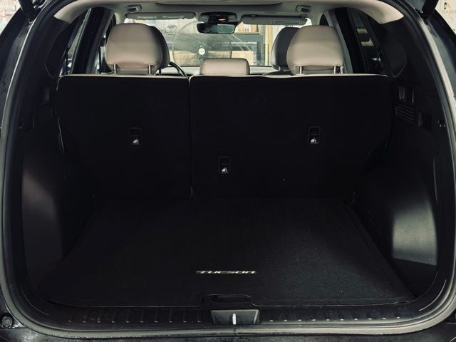 2023 HYUNDAI TUCSON - Image 10