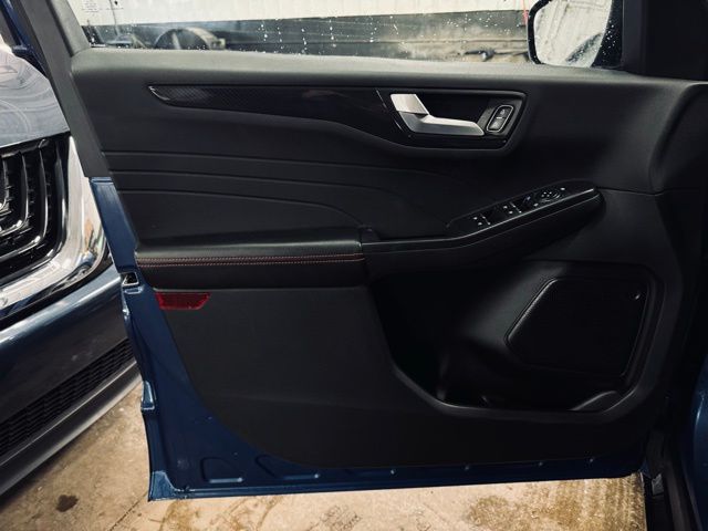 2023 FORD ESCAPE - Image 13