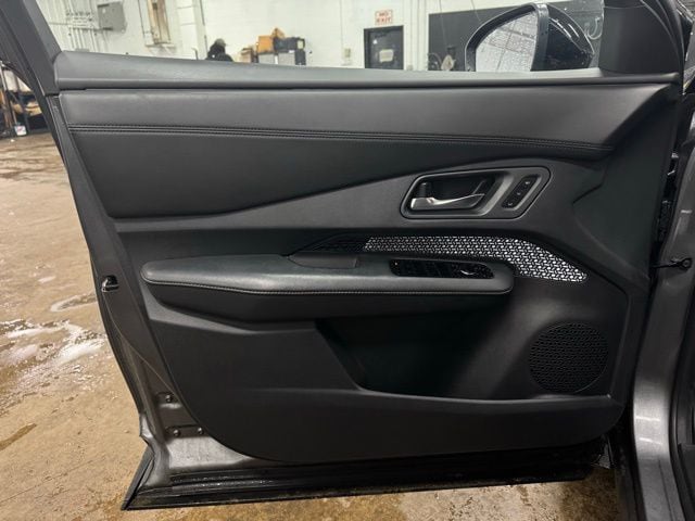 2023 NISSAN ARIYA HATCHBACK - Image 13