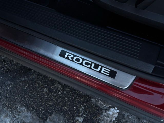 2023 NISSAN ROGUE - Image 18
