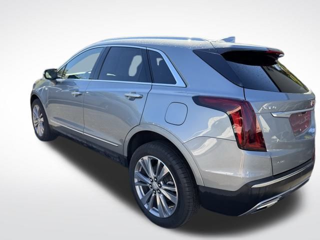 2025 CADILLAC XT5 - Image 6