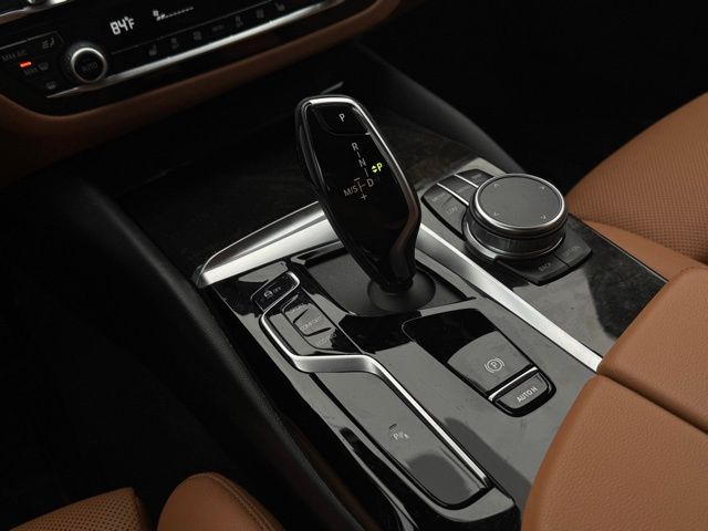 2023 BMW 540I - Image 32