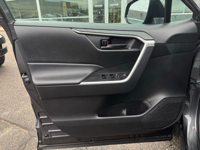 2024 TOYOTA RAV4 - Image 10