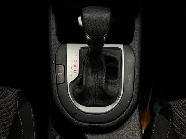 2024 KIA FORTE - Image 27