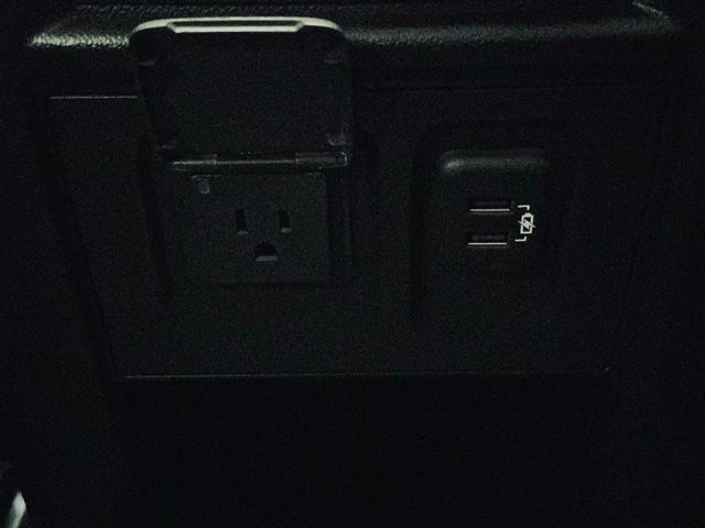 2022 CHEVROLET TRAVERSE - Image 27