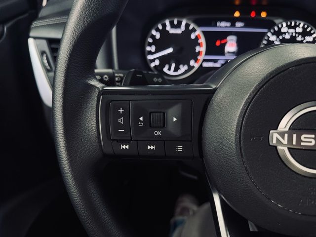 2024 NISSAN ROGUE - Image 24