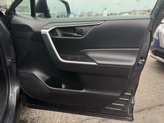 2024 TOYOTA RAV4 - Image 12