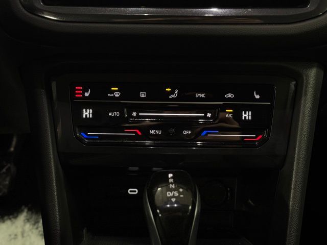 2024 VOLKSWAGEN TIGUAN - Image 31