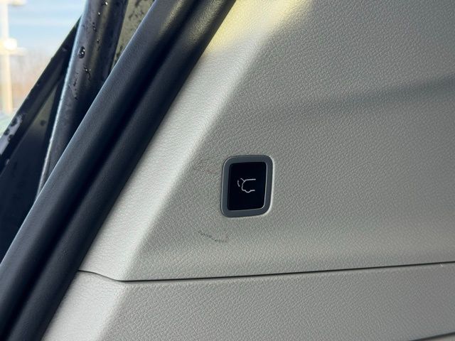 2024 CHRYSLER PACIFICA - Image 11