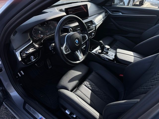 2023 BMW 540I - Image 18