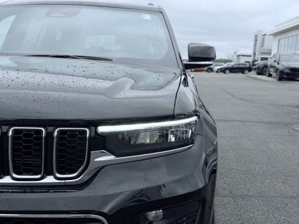 Used 2023 Jeep Grand Cherokee L Overland SUV