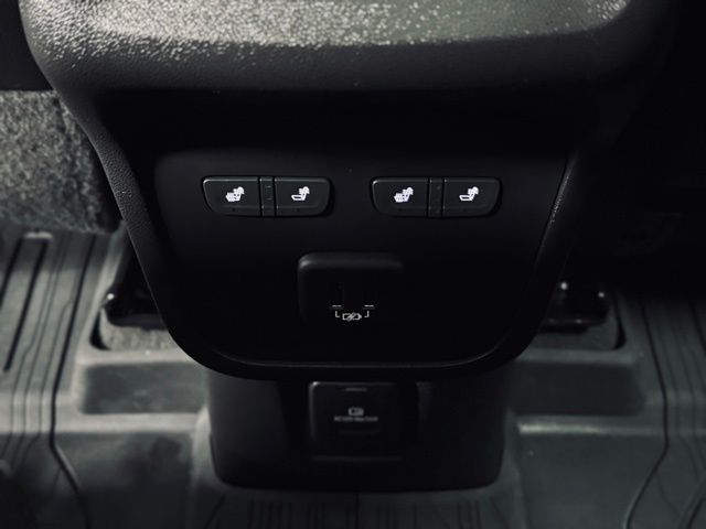 2023 GMC TERRAIN - Image 21