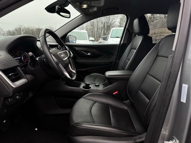 2024 GMC TERRAIN - Image 17