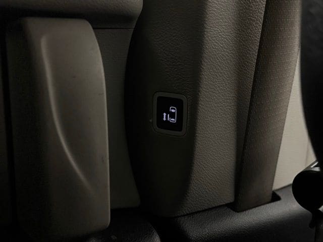 2022 CHRYSLER PACIFICA - Image 26