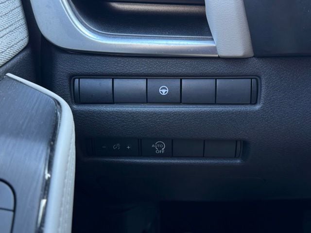 2023 NISSAN ROGUE - Image 26