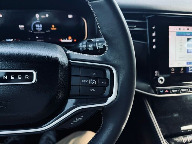 2022 JEEP WAGONEER - Image 32