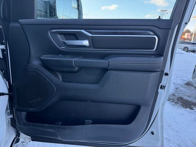 2024 RAM 1500 - Image 14