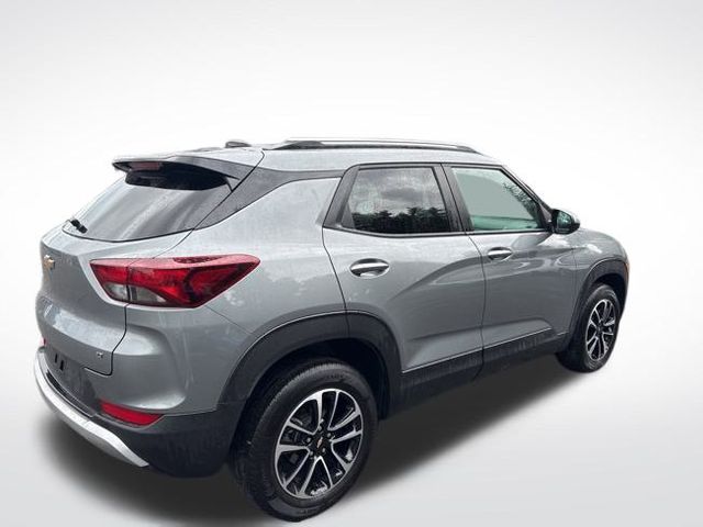 2024 Chevrolet Trailblazer LT photo 4