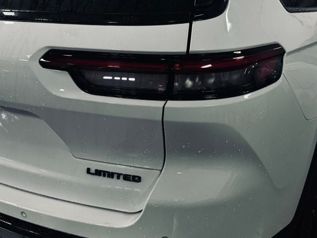 2023 JEEP GRAND CHEROKEE L - Image 7