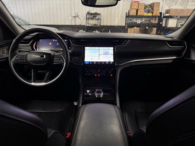 2023 JEEP GRAND CHEROKEE L - Image 27