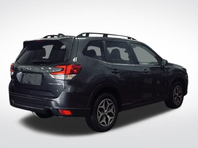 2022 SUBARU FORESTER - Image 4