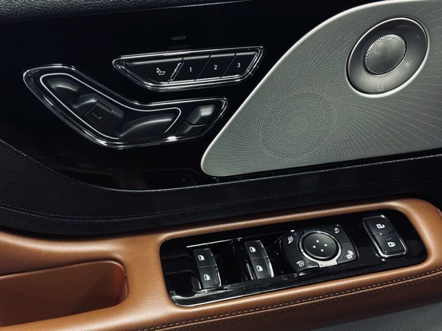 2021 LINCOLN AVIATOR - Image 14