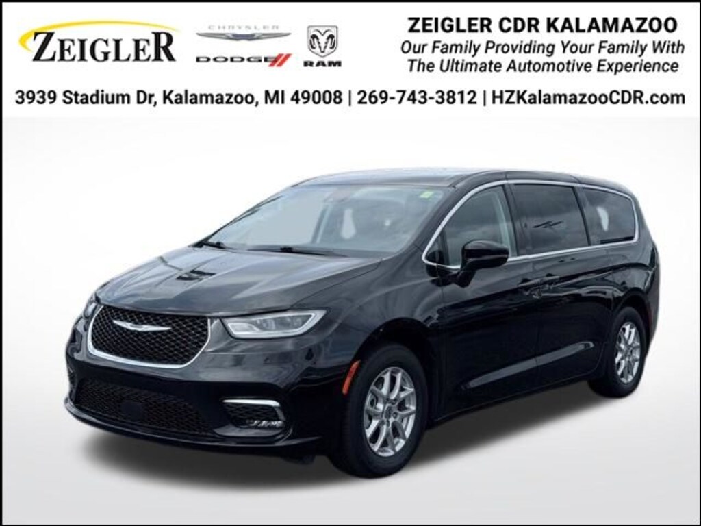 Certified 2023 Chrysler Pacifica Touring L Van Passenger Van