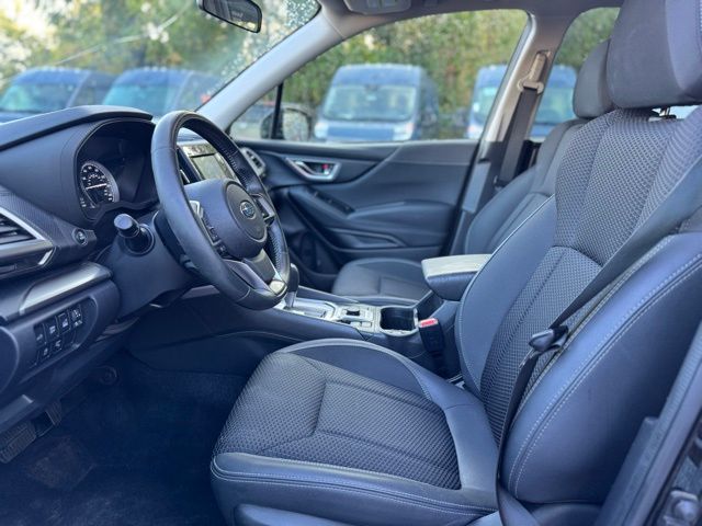 2023 SUBARU FORESTER - Image 17