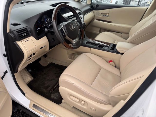 2013 LEXUS RX - Image 16