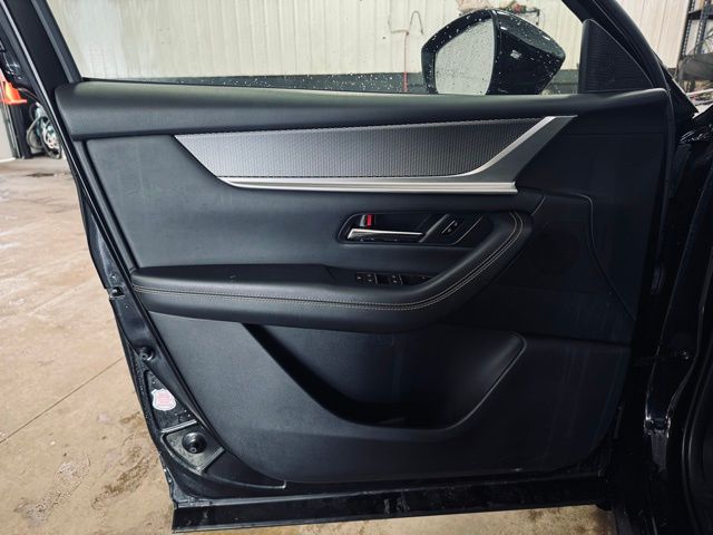 2025 MAZDA CX-90 - Image 13