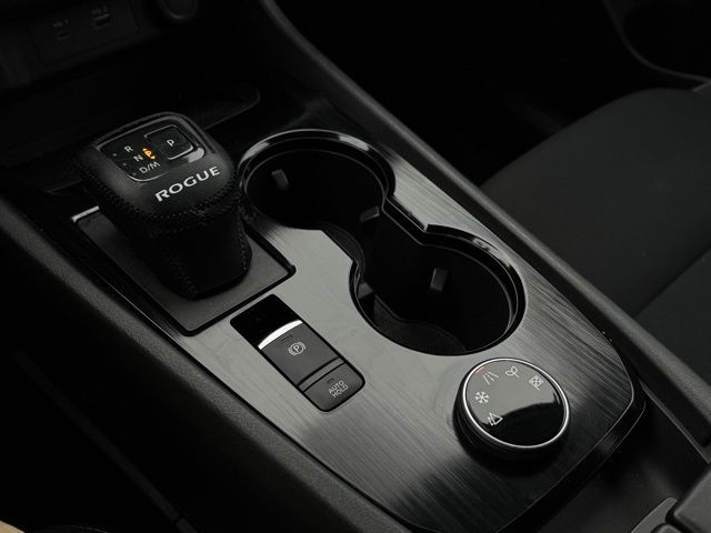 2023 NISSAN ROGUE - Image 26