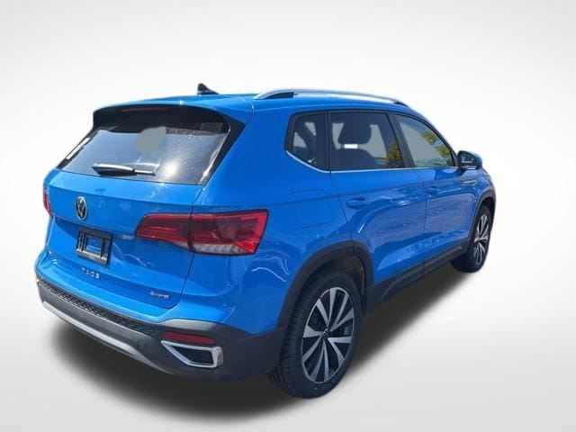 2022 Volkswagen Taos SE photo 4