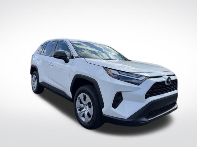 2024 Toyota RAV4 LE photo 2