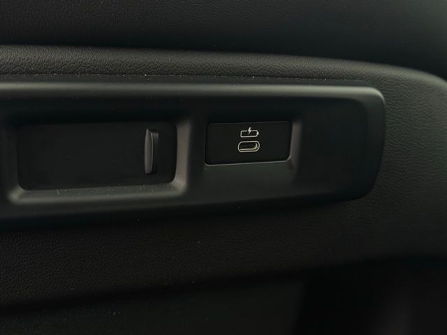 2023 BMW X5 - Image 26