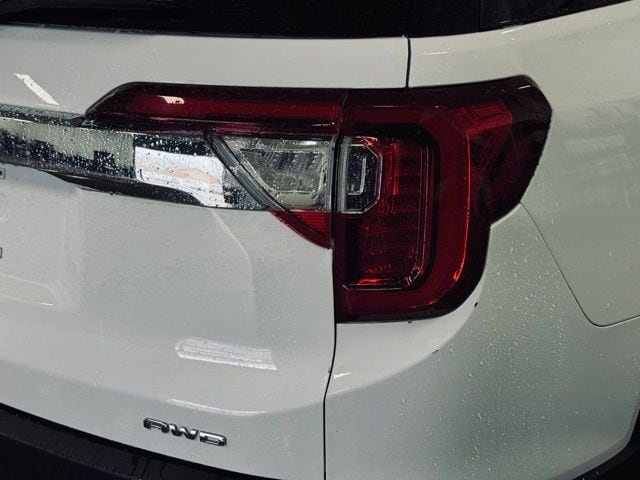 2023 GMC ACADIA - Image 7