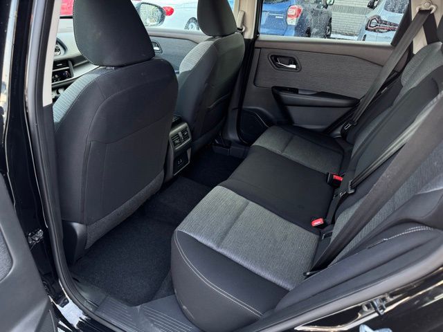 2023 NISSAN ROGUE - Image 17