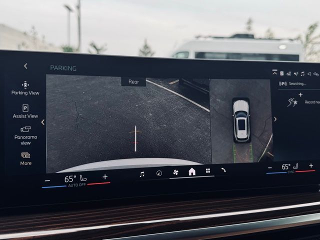 2026 BMW X5 - Image 42