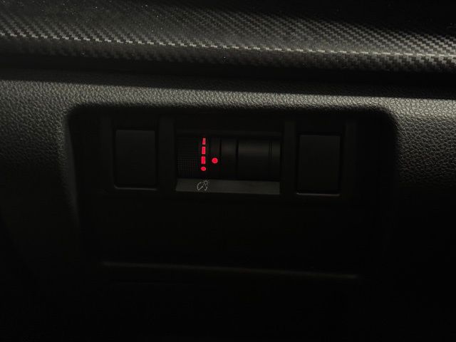 2024 SUBARU CROSSTREK - Image 28