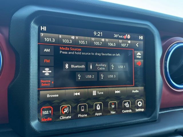 2020 JEEP WRANGLER - Image 33