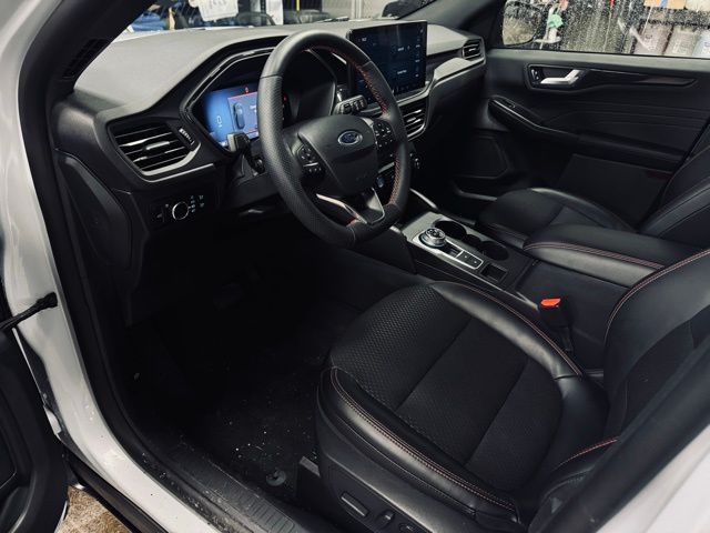 2025 FORD ESCAPE - Image 15