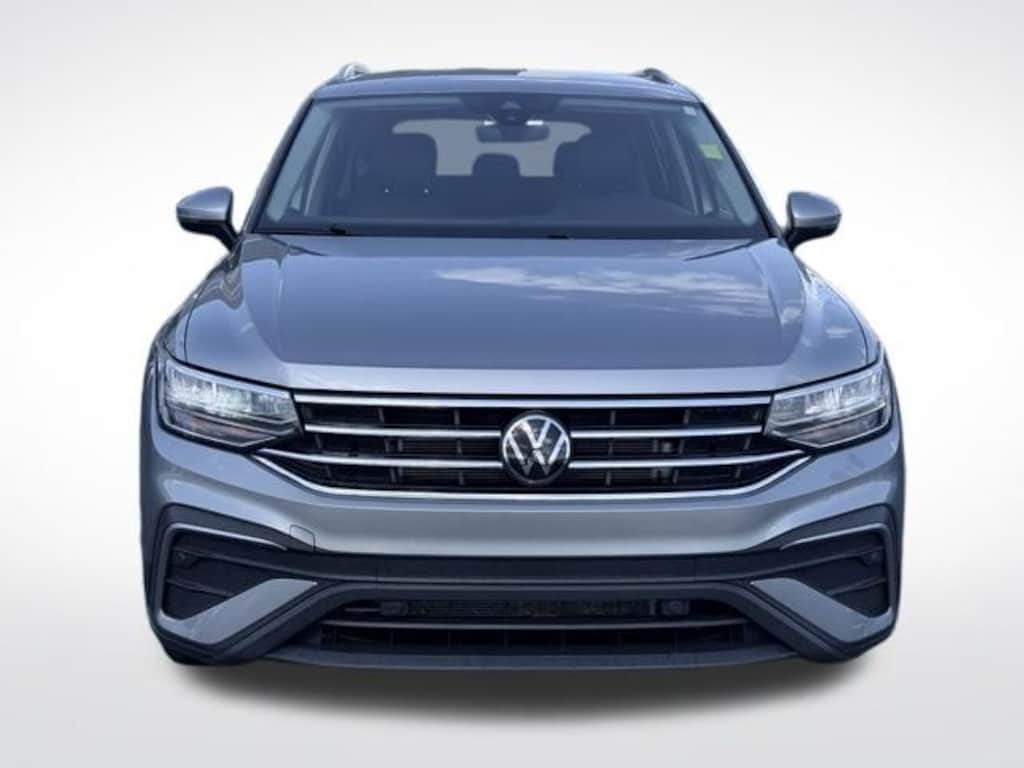 Used 2024 Volkswagen Tiguan 2.0T SE SUV